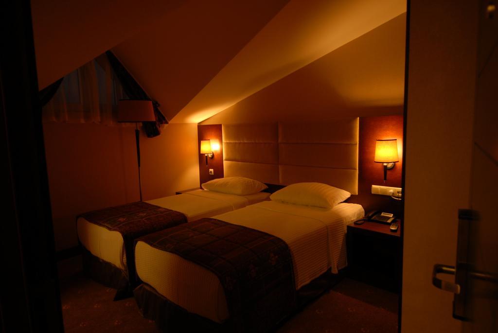 Cetin Hotel Kesan Quarto foto